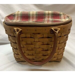 longaberger boardwalk basket 2004 with liner, plastic insert and leather handles